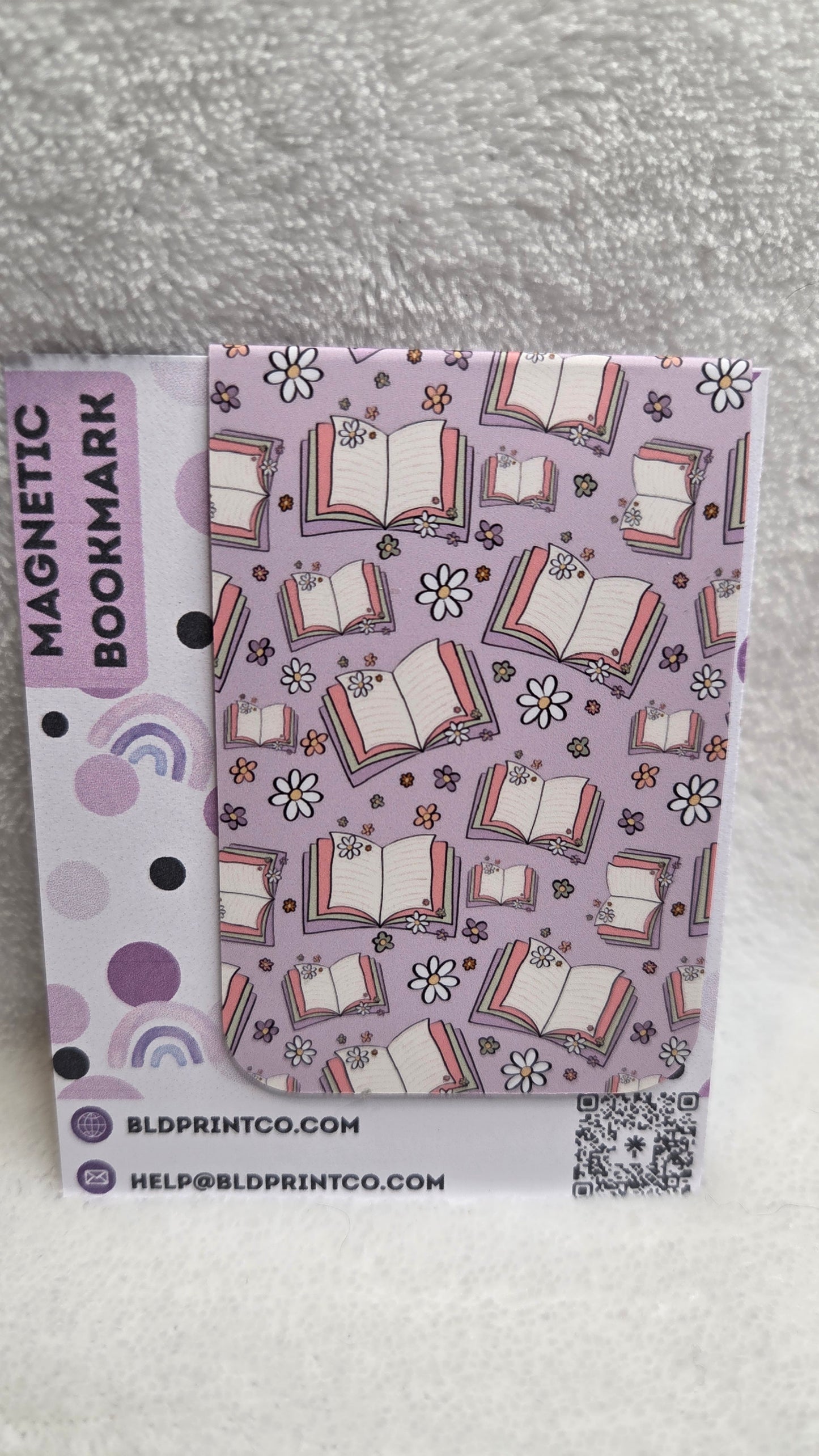 Open Books & Blooms  Magnetic Bookmark BM 27